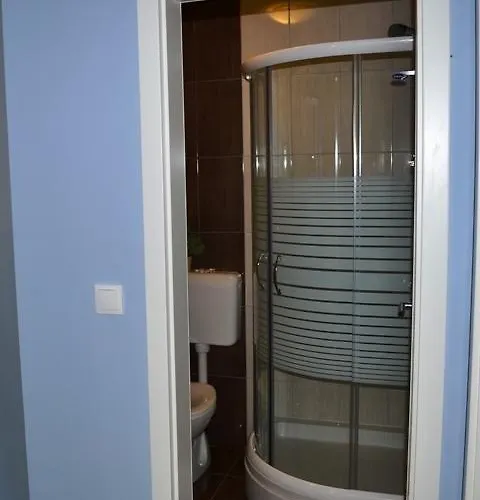 Camp Jure Μακάρσκα