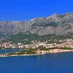 Camp Jure База отдыха 3*