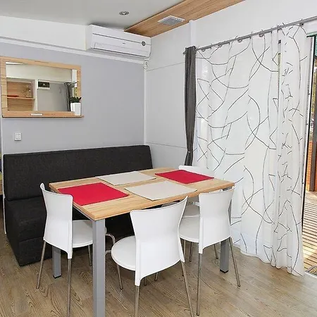 Parque de vacaciones Camp Jure